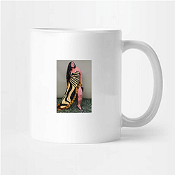 Paloma Elsesser The Body Positivity Queen Paloma Elsesser Mugs