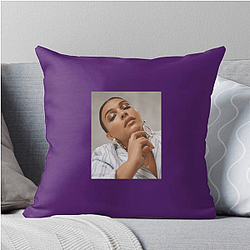 Paloma Elsesser Always Confident Always Inspiring Paloma Elsesser Pillows Cover