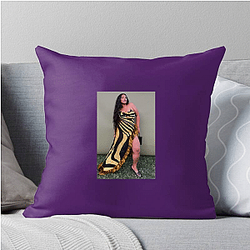 Paloma Elsesser The Body Positivity Queen Paloma Elsesser Pillows Cover