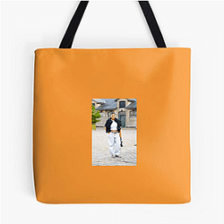 Paloma Elsesser The Best Plus Size Model Paloma Elsesser Bags