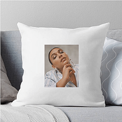 Paloma Elsesser Always Confident Always Inspiring Paloma Elsesser Pillows Cover