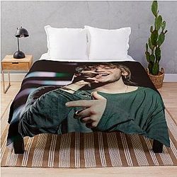 Paulo Londra gettare la coperta
