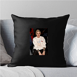 Pete Davidson has a unique public persona Pete Davidson Pillows Cover