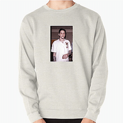 Pete Davidson starred in the film The King of Staten Island Pete Davidson Sweatshirts