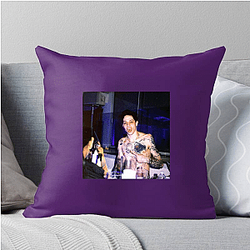 Pete Davidson's humor is often self-deprecating Pete Davidson Pillows Cover