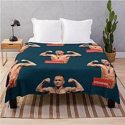 Petr Yan Throws Blanket