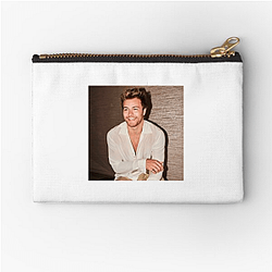 Peyton Meyer American Housewife Look Peyton Meyer Zipper Pouches