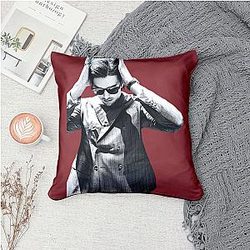 Pierson Fode – Charming Looks and Leading-Man Energy Pierson Fode Pillows Cover