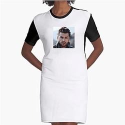 Model Star Pierson Fode Dresses