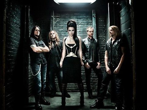 The Lyrics of Evanescence: Decoding the Emotional Depth Behind Their Music