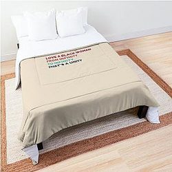 That's a unity by Queen Latifah Comforter