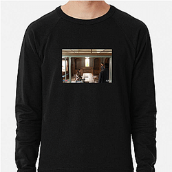 Queen Mantis will keep viewers guessing Queen Mantis Sweatshirts