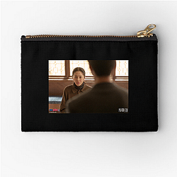 Queen Mantis explores a puzzling crime Queen Mantis Zipper Pouches