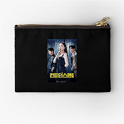Queen Mantis tells a story full of secrets Queen Mantis Zipper Pouches