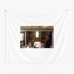 Queen Mantis will keep viewers guessing Queen Mantis Tapestries