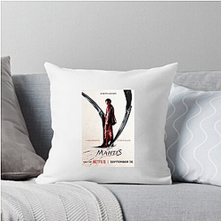 Queen Mantis has one season so far Queen Mantis Pillows Cover