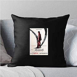 Queen Mantis has one season so far Queen Mantis Pillows Cover