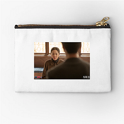 Queen Mantis explores a puzzling crime Queen Mantis Zipper Pouches