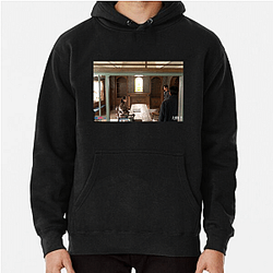 Queen Mantis will keep viewers guessing Queen Mantis Hoodies