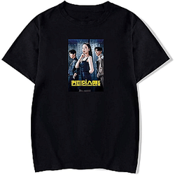 Queen Mantis tells a story full of secrets Queen Mantis T-Shirts