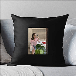 Rachel Sennott No Limits Just Art Rachel Sennott Pillows Cover