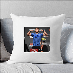 Dynamic Striker Rafael Fiziev Pillows Cover