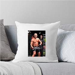 Striking Machine Rafael Fiziev Pillows Cover