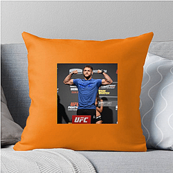 Dynamic Striker Rafael Fiziev Pillows Cover