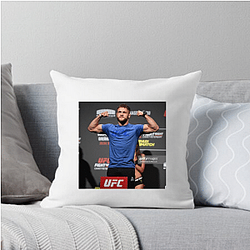 Dynamic Striker Rafael Fiziev Pillows Cover
