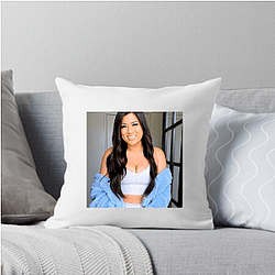 Lifestyle Content Maven Remi Cruz Pillows Cover