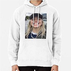 Reneé Rapp 2 Pullover Hoodie