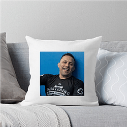 MMA Pioneer Renzo Gracie Pillows Cover