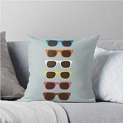 Minimalist Reservoir Dogs Throw Pillow