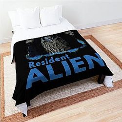 Resident Alien Retro Gift Comforter
