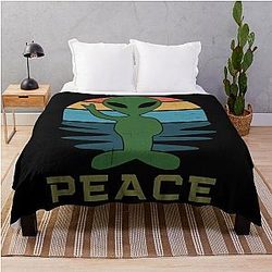 Bravery Based On Comics Strong Alien Series Gift For Fans Throw Blanket