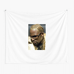 R. Kelly won three Grammy Awards R. Kelly Tapestries