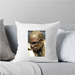 R. Kelly won three Grammy Awards R. Kelly Pillows Cover