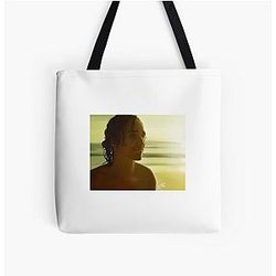 Robert Sheehan as Lee Tote Bag