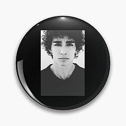 Robert Sheehan Pin