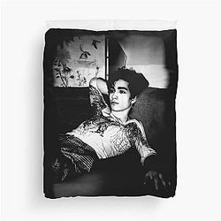 Met Robert Sheehan Duvet Cover
