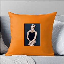 Robin Wright is a versatile performer Robin Wright Pillows Cover