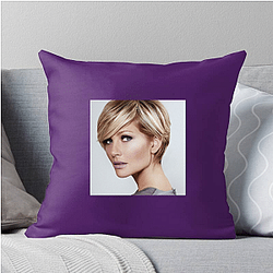 Robin Wright is an American actress Robin Wright Pillows Cover