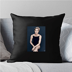 Robin Wright is a versatile performer Robin Wright Pillows Cover
