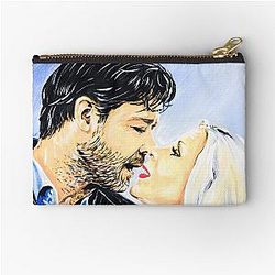 Russell Crowe and Danielle Spencer Zipper Pouch