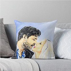 Russell Crowe Danielle Spencer Throw Pillow