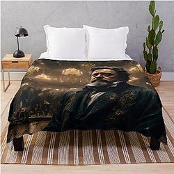 Sir Russell Crowe Throw Blanket