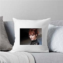 Legendary Actress Ruth Connell Pillows Cover