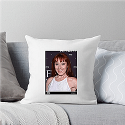 Hollywood Starlet Ruth Connell Pillows Cover
