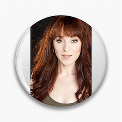 Breakout Actress Ruth Connell Pins