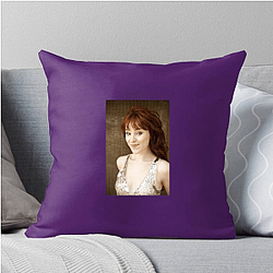 Style Icon Ruth Connell Pillows Cover
